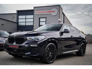 BMW X6 XDrive40i High Executive | Panorama | 360cam | Carbon | Adaptieve cruise control | Kristallen
