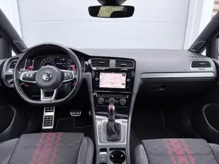 Foto 20 van Volkswagen Golf 2.0 TSI GTI TCR Pano/Keyless/Camera