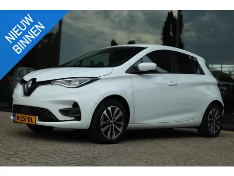 RENAULT ZOE R135 INTENS 52 KWH SOH 92.6% | KOOPACCU | CARPLAY | CAMERA | PDC | STOEL. & STUURVERW.