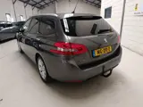 Foto 23 van Peugeot 308 SW 1.2 PureTech Style AIRCO | AUDIO | LMV | CV OP AFSTAND | NAVI | CRUISE CONTROL | PDC