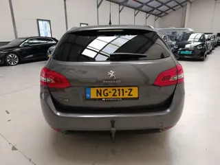Foto 14 van Peugeot 308 SW 1.2 PureTech Style AIRCO | AUDIO | LMV | CV OP AFSTAND | NAVI | CRUISE CONTROL | PDC