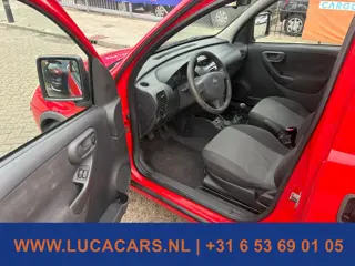 Foto 13 van Opel Tour 1.4-16V Enjoy BENZINE AIRCO!