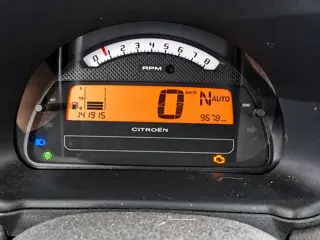 Foto 13 van Citroen C2 1.4i VTR,Automaat,cruise Controle,achteruit sensor, airco
