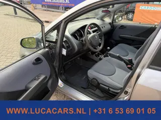 Foto 13 van Honda Jazz 1.2 Cool Airco 2X SLEUTEL + BOEKJES!
