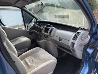 Foto 12 van Opel Vivaro 1.9 DTI L1H1 DC airco en nieuwe apk