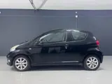Foto 28 van Toyota Aygo 1.0 | NAP | Airco | Elektrische ramen | Centrale deurvergrendeling | Onderhoudshistorie