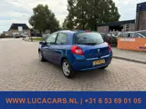 Foto 29 van Renault Clio 1.2-16V Collection AIRCO CRUISE ISOFIX NIEUWE APK!