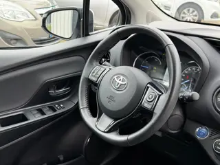 Foto 15 van Toyota Yaris 1.5 Hybrid Aspiration NAVI / CRUISE / PDC