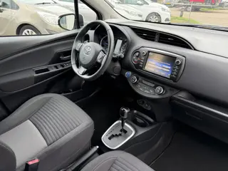 Foto 14 van Toyota Yaris 1.5 Hybrid Aspiration NAVI / CRUISE / PDC