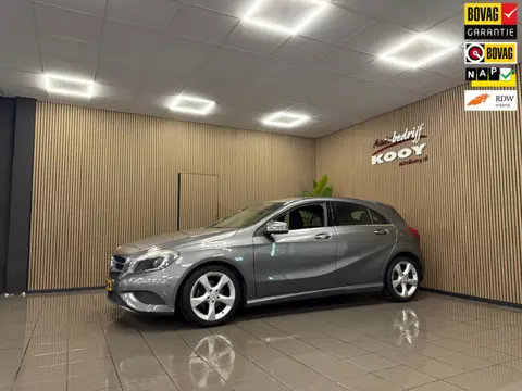 Mercedes-Benz A-klasse 180 Edition * Xenon / Cruise control / LM Velgen / NL Auto *