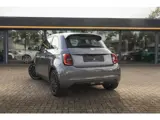 Foto 23 van Fiat 500 La Prima 42 kWh by Bocelli All Season | Stoelverwarming | JBL | CarPlay