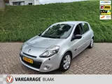 Foto 21 van Renault Clio 1.6 20th Anniversary AUTOMAAT