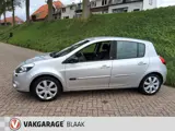 Foto 23 van Renault Clio 1.6 20th Anniversary AUTOMAAT