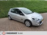 Foto 25 van Renault Clio 1.6 20th Anniversary AUTOMAAT