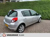 Foto 28 van Renault Clio 1.6 20th Anniversary AUTOMAAT