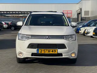 Mitsubishi Outlander 2.0 PHEV instyle