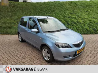 Foto 14 van Mazda 2 1.4 Touring + Airco