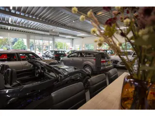 Foto 9 van Volkswagen Up! 1.0 75PK High up! BlueMotion Panorama|Fender|Airco|Cruise|Parkeersensor