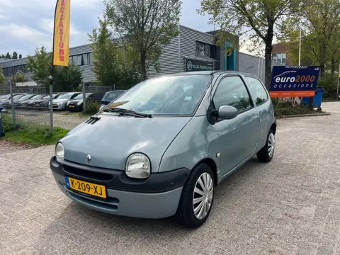 Renault Twingo 1.2-16V Privilège - NIEUWE APK - 151.000 KM