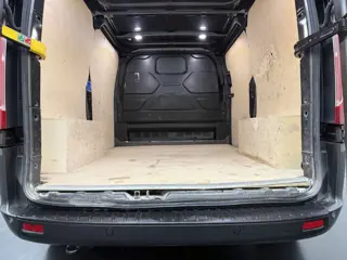 Foto 17 van Ford Transit Custom 2.0TDCi 130PK Automaat Limited | Dakdragers | Multimedia | Camera | Airco | Crui