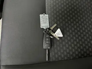 Foto 20 van Ford Transit Custom 2.0TDCi 130PK Automaat Limited | Dakdragers | Multimedia | Camera | Airco | Crui