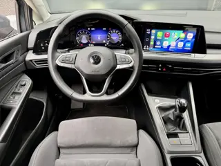 Foto 19 van Volkswagen Golf 1.5 TSI *R-Velgen* Delfingrau / Adapt. Cruise / IQ light / Apple Carplay / Stoelverw