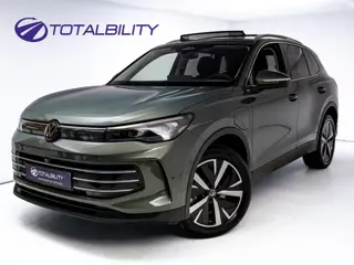 Volkswagen Tiguan 1.5 eHybrid Elegance | Elec. trekhaak | HUD | Pano dak | Stoel- stuur- & achterban