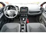 Foto 27 van Renault Clio 0.9 TCe Limited 90 pk | Airco | Bluetooth | Cruise control | Isofix bevestiging voor ki