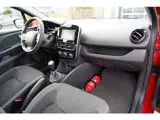 Foto 28 van Renault Clio 0.9 TCe Limited 90 pk | Airco | Bluetooth | Cruise control | Isofix bevestiging voor ki