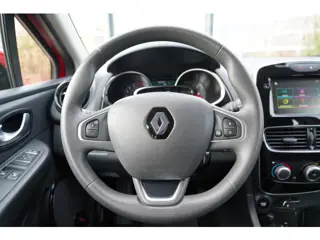 Foto 19 van Renault Clio 0.9 TCe Limited 90 pk | Airco | Bluetooth | Cruise control | Isofix bevestiging voor ki