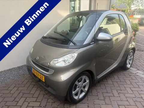 Smart Fortwo Coupé 1.0 Passion Aut Leder + triangel voor achter de camper zonder aanhangwagen