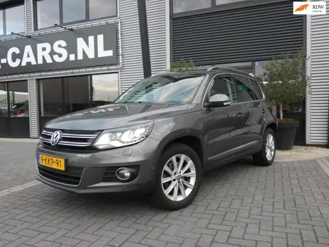 Volkswagen Tiguan 2.0 TSI Sport&Style 4Motion Automaat|Airco|Elek. pakket|LM|Trekhaak