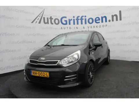 Kia Rio 1.2 CVVT DynamicLine keurige 5-deurs met navi en nieuwe APK bij aflevering