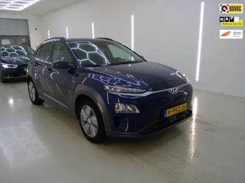 Hyundai Kona EV Fashion 64 kWh+Led+Navigatie+camera+trekhaak+SOH100%+WLTP actieradius 481KM DECEMBER