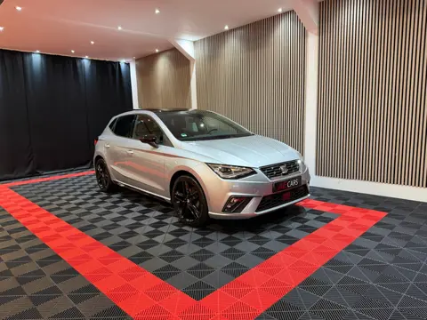 Seat Ibiza 1.5 TSI FR Business Black Line Face lift Pano Camera Alcantara///