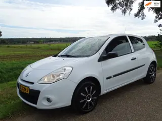 Renault CLIO 1.2-16V Special Line