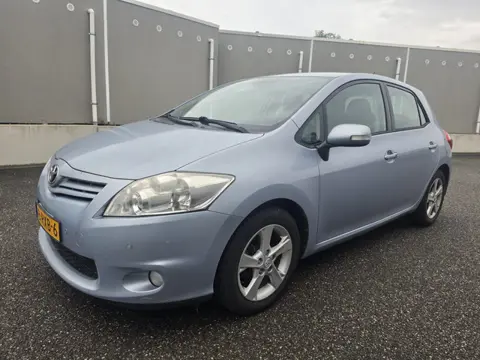 Toyota Auris 1.6 Dynamic (bj 2011)