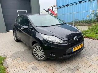 Foto 16 van Ford Fiesta 1.25 Limited Vol Jaar Apk