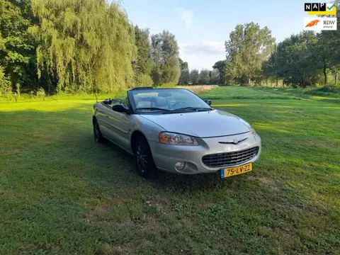 Chrysler SEBRING 2.7 V6 cabriolet