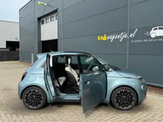 Foto 15 van Fiat 500 e 3+1 La Prima 42 kWh *extra deur *camera *carplay