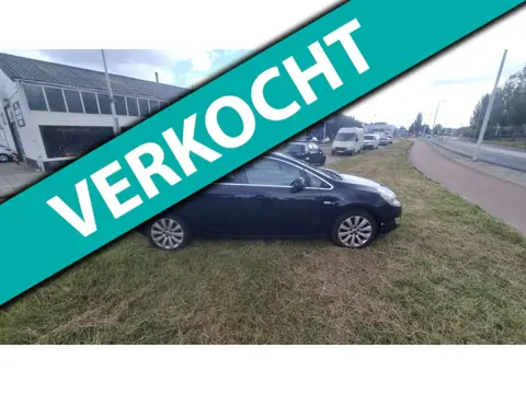 Opel Astra 1.4 Turbo Cosmo