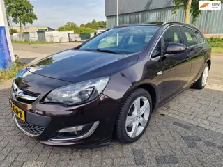 Opel Astra Sports Tourer 1.7 CDTi Cosmo, Apk, Nap, Zeer goed rijdend, Inruil mogelijk.