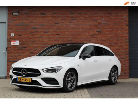 Mercedes-Benz CLA-klasse Shooting Brake 250 AMG | Vol Opties
