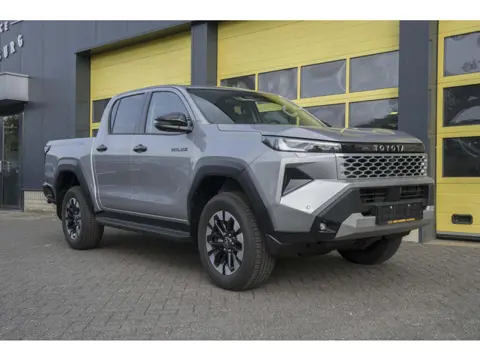 Toyota HiLux Toyota Hilux 2.8 D-4D MHEV Double Cab Style