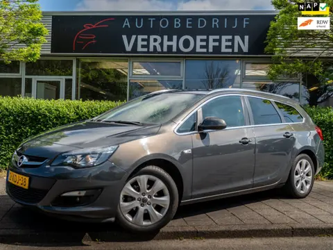 Opel Astra Sports Tourer 1.4 Turbo Business + - CRUISE - CLIMATE - NAVIGATIE - NAP KM STAND - BLUETO