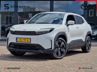 Toyota Urban Cruiser Executive 61 kWh JBL Premium Sound | Panoramadak | 360 camera