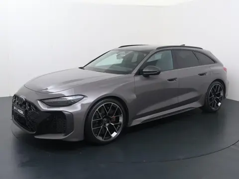 Audi RS 5 Avant e-hybrid 470 kW / 639 PK 8 versnellingen | RS keramische remmen brons | Panorama-gla