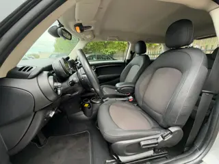 Foto 14 van MINI 3-Deurs 1.5 Cooper Automaat|Airco|Cruise|Navi|Nieuwe APK|