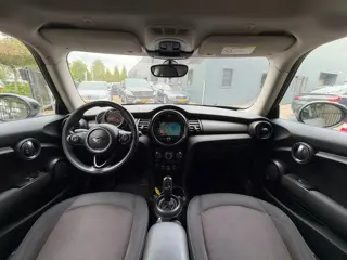 Foto 16 van MINI 3-Deurs 1.5 Cooper Automaat|Airco|Cruise|Navi|Nieuwe APK|