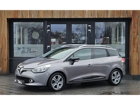 Renault Clio Estate 0.9 TCe Night&Day lm velgen. navi. stuurwiel bediening. cruise.